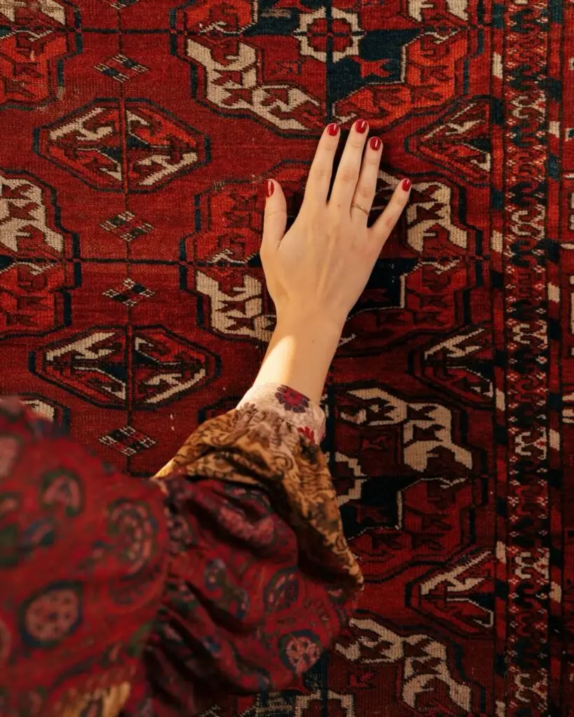Rugs & Rituals: From Birth to Marriage in Turkish Rug and Turkish Kilim Traditions