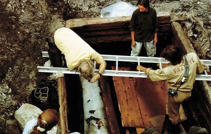The Pazyryk Carpet Legacy: What It Still Teaches Us About Turkish Rugs Today